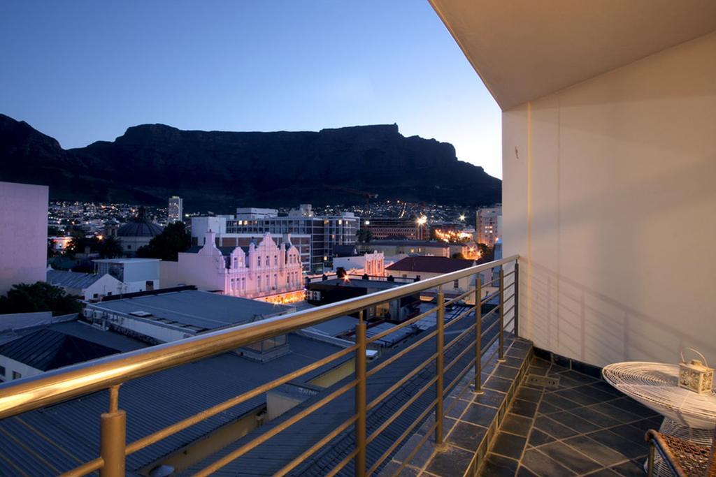 Flat Rock Cape Town Exterior photo